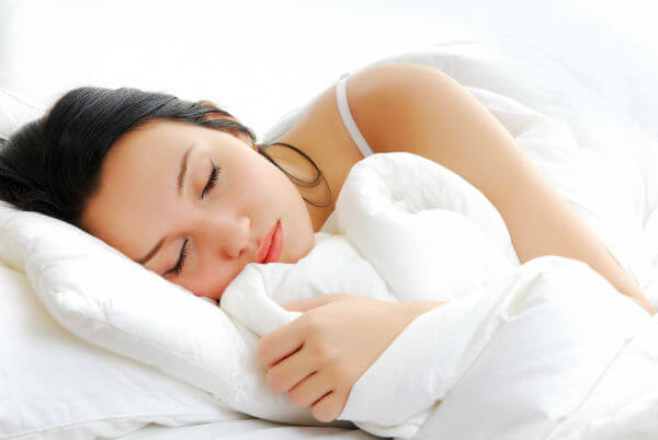Что поможет женщине быстро уснуть
